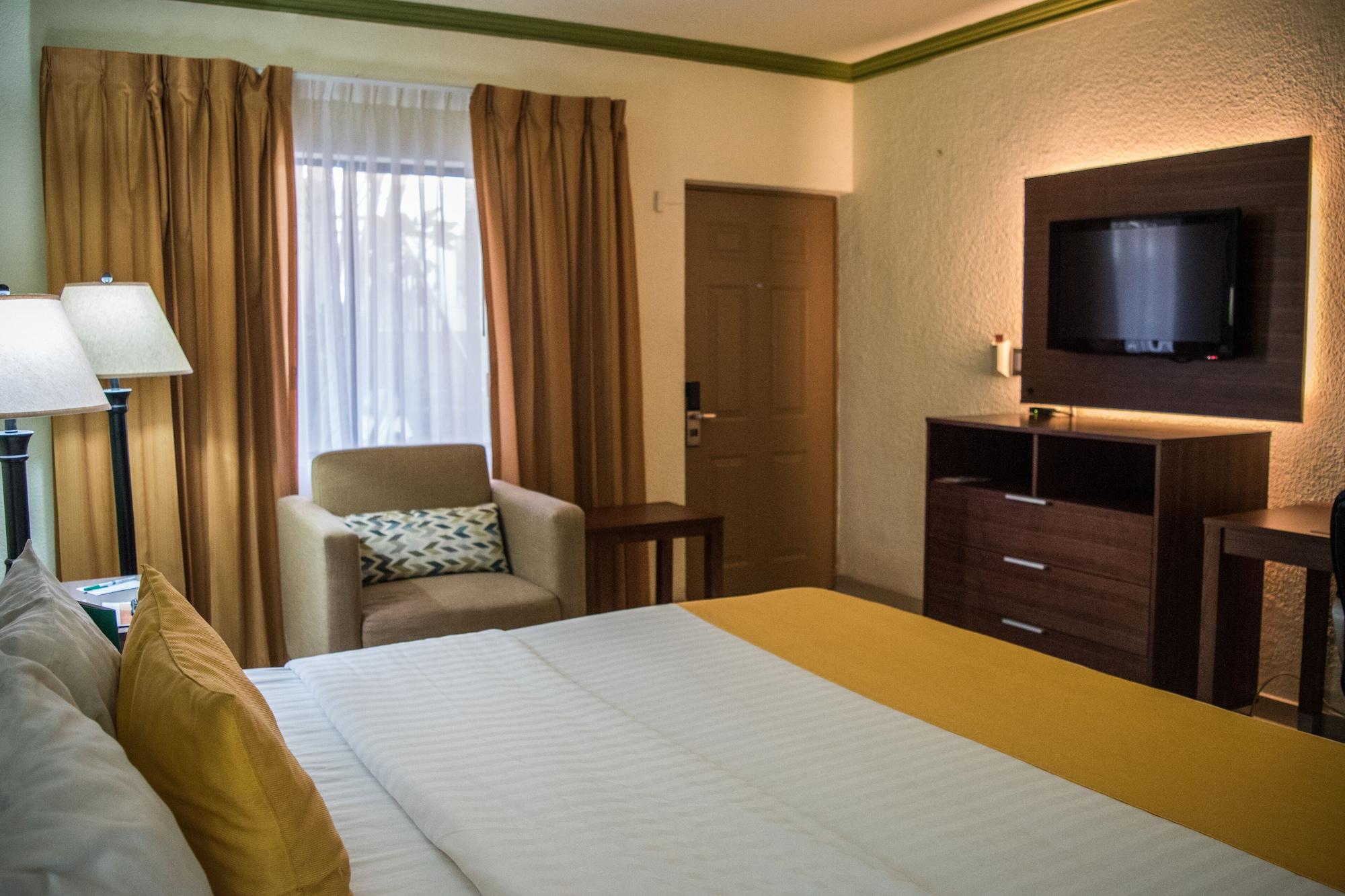 Quality Inn Ciudad Obregón Екстериор снимка