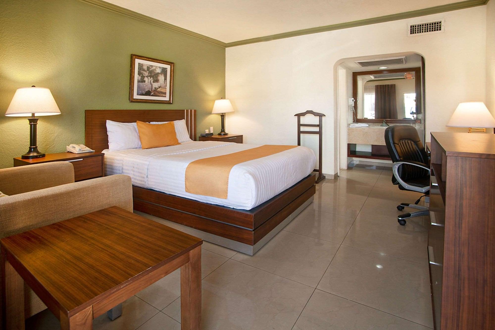Quality Inn Ciudad Obregón Екстериор снимка