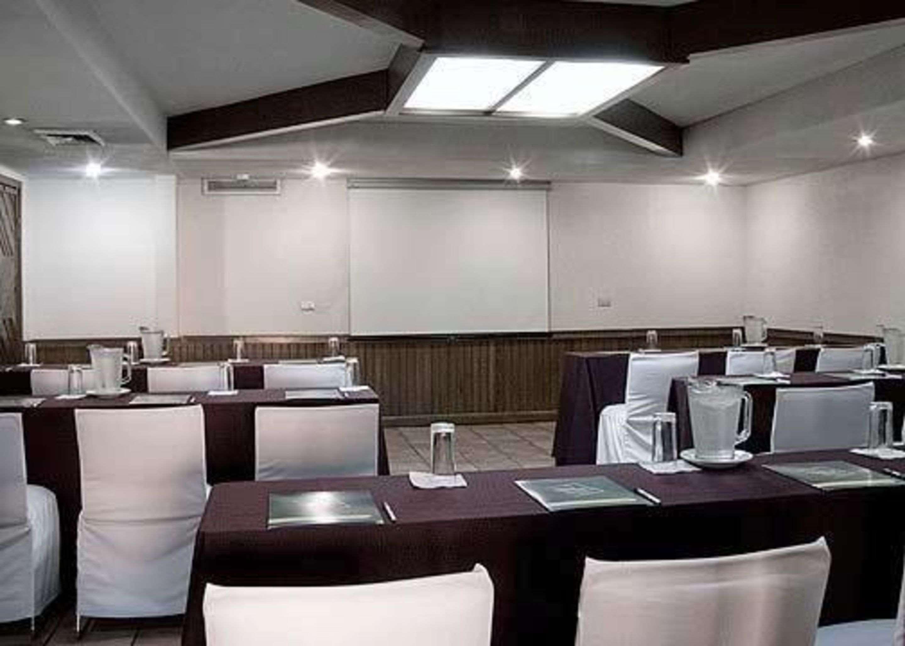 Quality Inn Ciudad Obregón Екстериор снимка